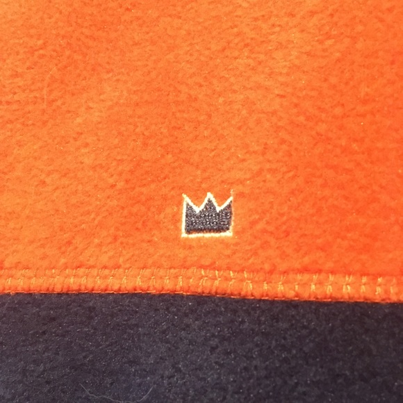 4 for $30 NWT L Crown and Ivy Orange & Navy Vest - Picture 2 of 3